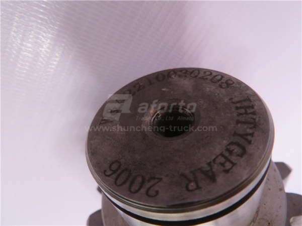 Вал КПП промежуточный левый в сборе HW21712