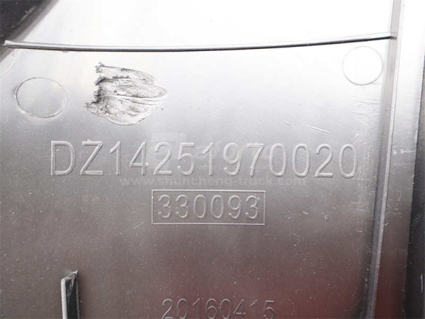 Обтекатель кабины SHAANXI X3000 стойка правая