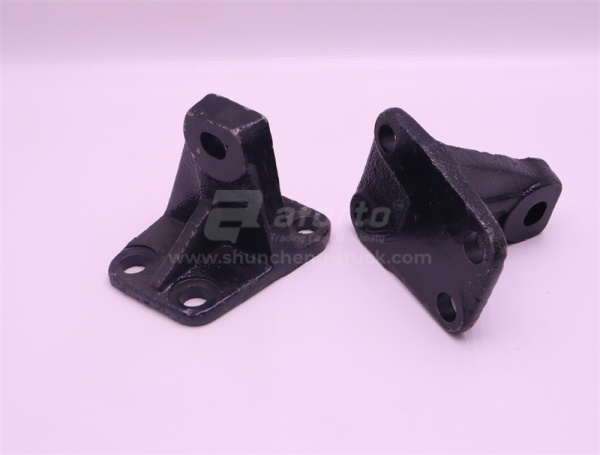 Кронштейн двигателя SHAANXI F2000 правый