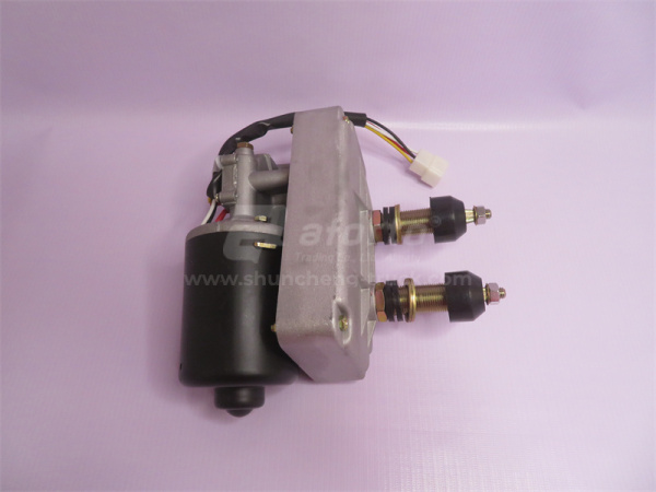 Электродвигатель стеклоочистителя в сборе XCMG ZL50G +механизм (оригинал)