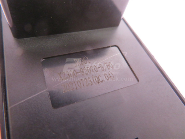 Переключатель стеклоподъёмника XCMG QY25K левый