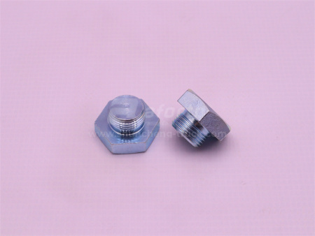 Пробка на труба подачи антифриза WD615