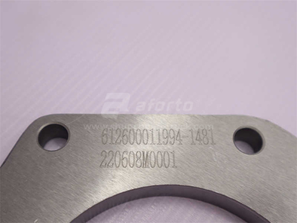 Крышка лобовая ДВС WD618 (оригинал)