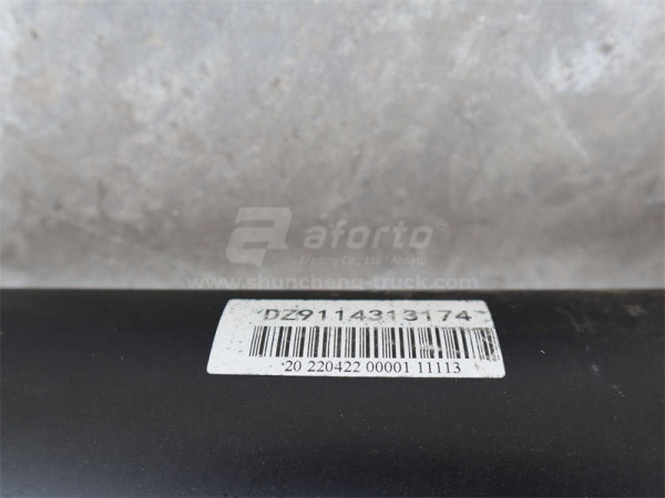 Кардан 1730мм фланец-180 крестовина-57 отв.-4 SHAANXI F3000