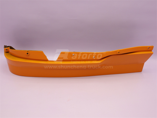 Заглушка бампера SHAANXI F2000 правая желтый