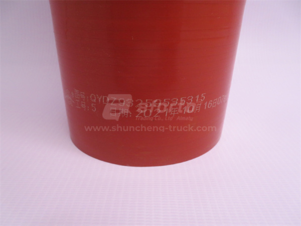 Патрубок интеркулера 100*100*450 SHAANXI F2000 QINYAN