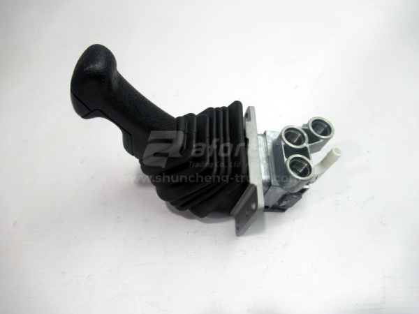 Клапан воздушный стояночного тормоза SCANIA 9617231220