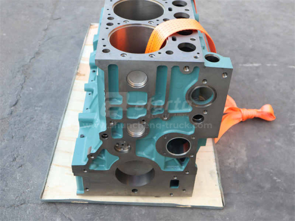 Блок двигателя D10 (оригинал)