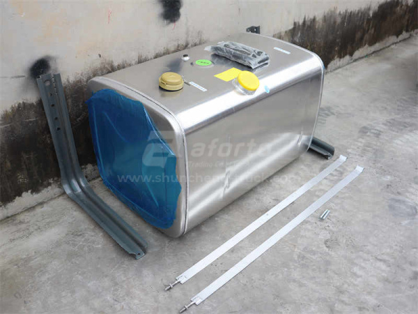 Бак топливный SCANIA 400L 113*70*70 S = 2.0 квадратный с кронштейн и приложение