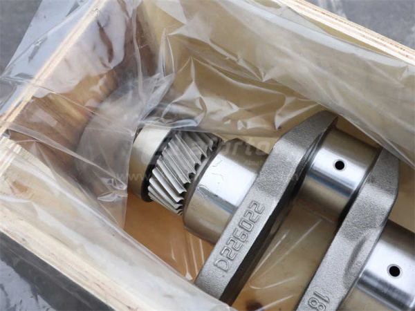 Вал коленчатый WD615 SHANTUI SD16 (сплав)