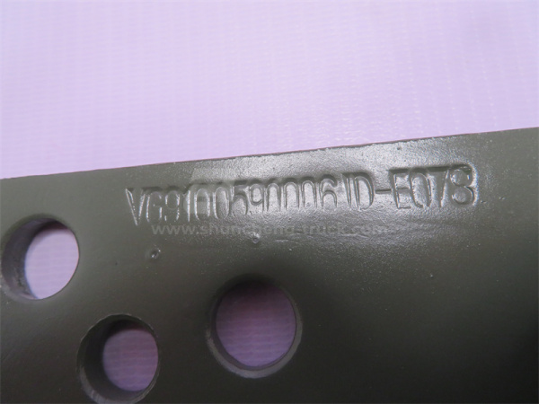 Кронштейн двигателя HOWO левой