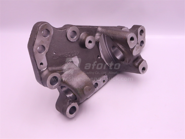 Кулак поворотный HOWO 2013 левый