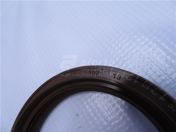 Сальник проходного вала DONGFENFG TIANLONG 82*107*13/18 QINYAN