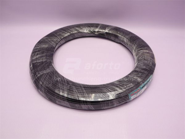 Трубка воздушная пластмассовая D = 5мм 100м