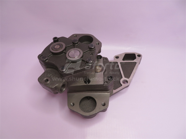 Насос масляный WD615 0033 (оригинал)