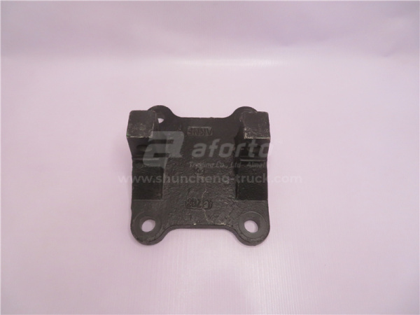 Кронштейн тяги реактивной GTL левый