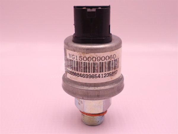 Датчик давления масла HOWO