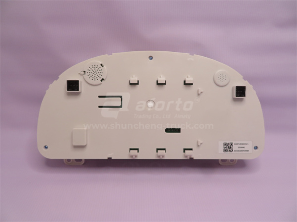 Щиток приборов HOWO