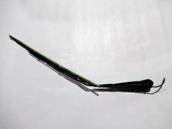 Рычаг стеклоочистителя SHAANXI X6000 c щеткой (оригинал)