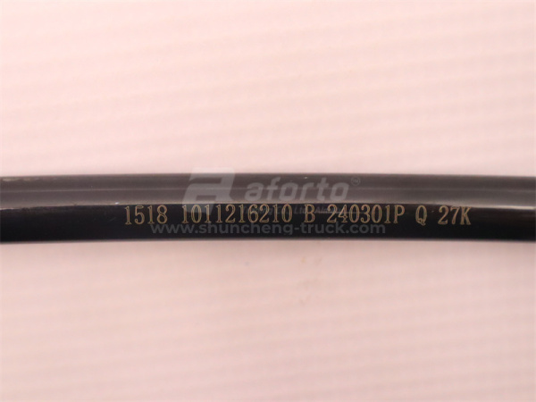 Трубка топливная стальная WP12.400E201 (оригинал)