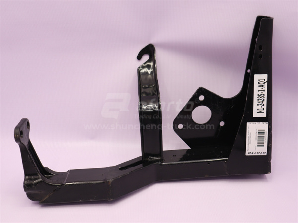 Кронштейн щиток подножки SHAANXI F3000 заднего левой 0550