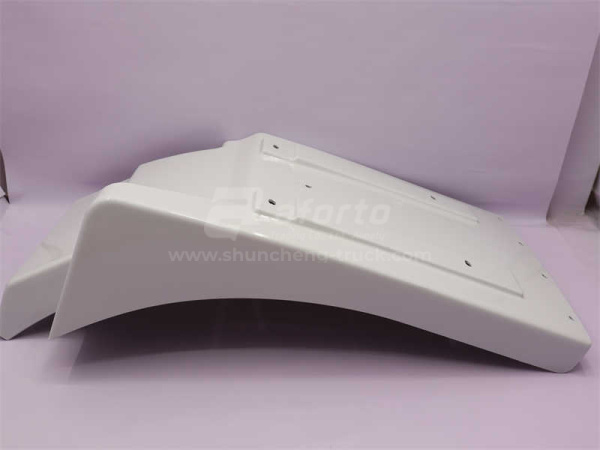 Брызговик SHAANXI L3000 самосвал переднего колеса белый левый