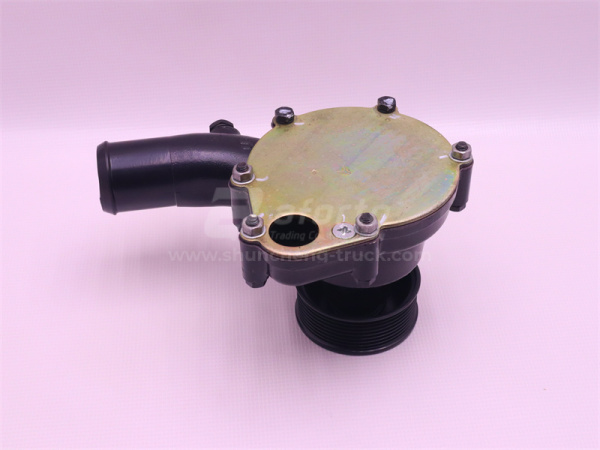 Помпа D32-1307020C YUCHAI YC4108/YC4D80-T20 (оригинал)