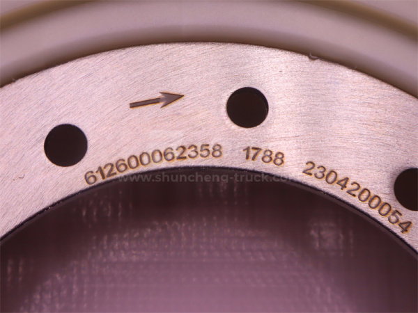 Крыльчатка вентилятора радиатора WEICHAI DEUTZ WP6.210E32 9 лопастей D = 640 (оригинал)