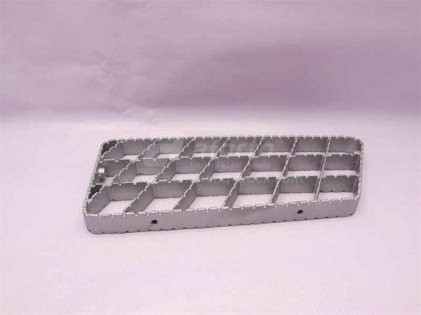 Ступень SHAANXI F3000 алюминиевая средняя (оригинал)