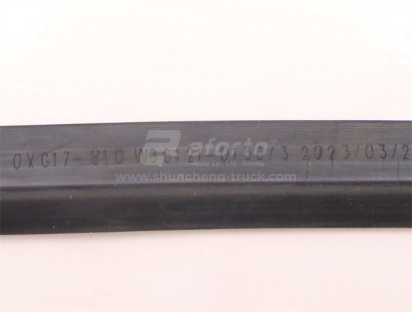 Резинка уплотнительная обтекатель кабиныстекла HOWO TX (оригинал)