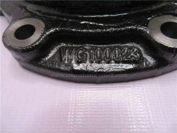 Крышка КПП HW21712  подшипника выходного вала под электрический датчик скорости (1 отв.)