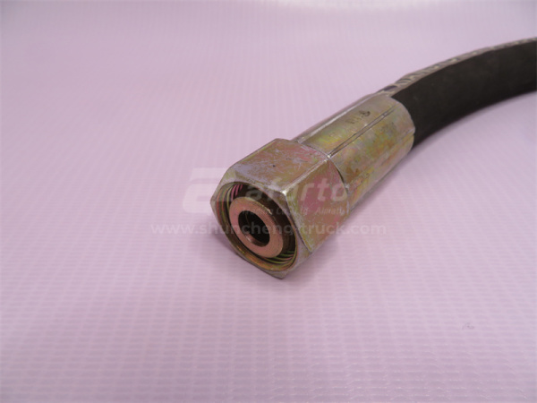 Шланг ГУР на насос HOWO L = 35см