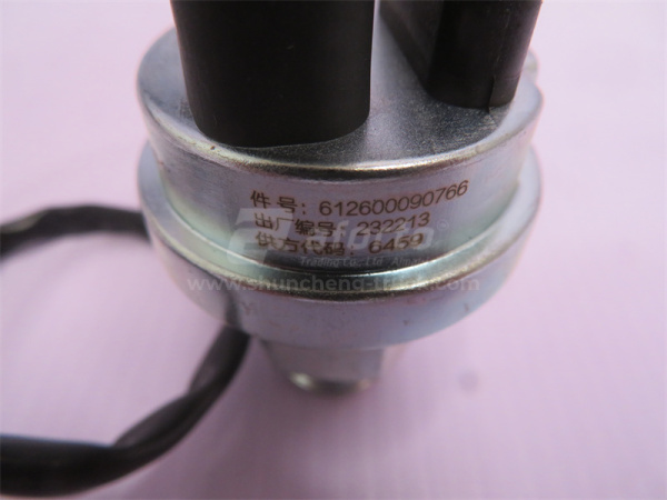 Датчик давления масла SHAANXI F3000