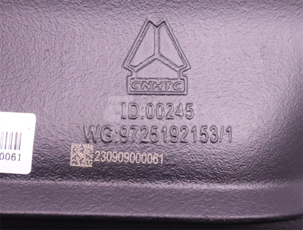 Патрубок воздухозаборника HOWO TX380 (оригинал)