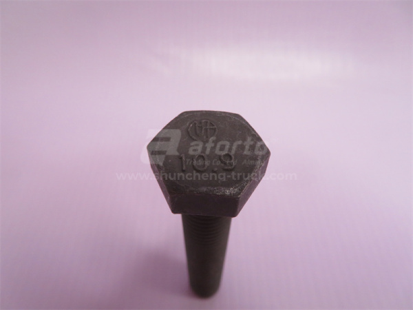 Болт 12*70*1.75 картер маховика HOWO (оригинал)