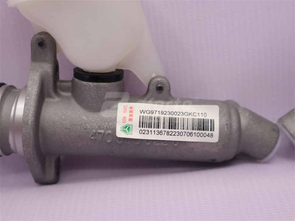 Цилиндр сцепления главный HOWO A7/HOWO (оригинал)