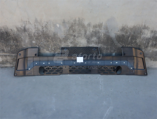 Решётка бампера SHAANXI X3000 высокий черная