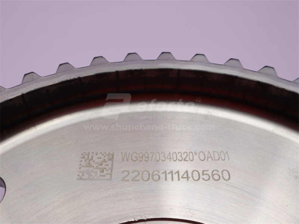 Фланец бортового редуктора HOWO 70T AC26 Z=52 внутренний Z=37 (оригинал)