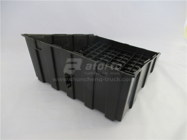 Крышка аккамулятор SHAANXI F3000 новая модель