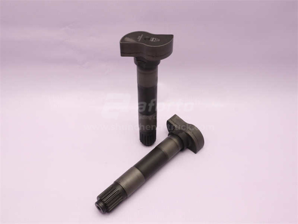 Вал тормозной HOWO передний Z = 19 270мм (правый) (оригинал)