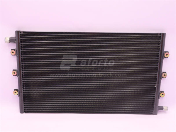 Радиатор кондиционера HOWO