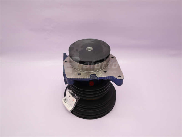 Помпа 0050 HOWO под клиновой ремень большая (оригинал)