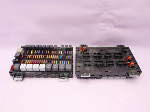 Блок предохранителей SHAANXI X3000 4380 (оригинал)