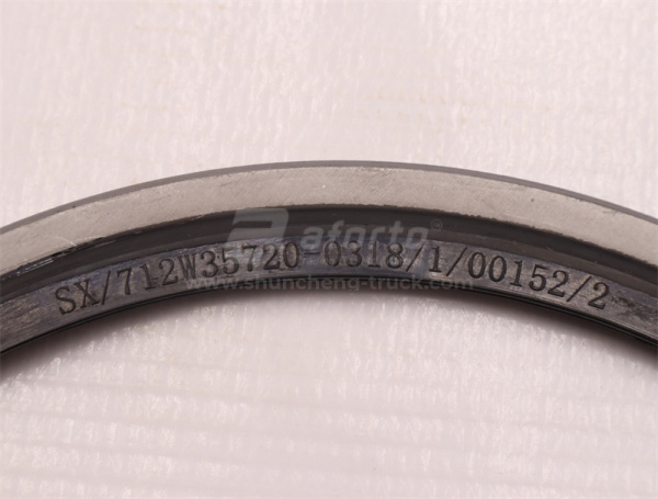 Диск маслоотражательный SINOTRUK MCP16 заднего колеса (оригинал)