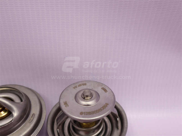 Термостат WEICHAI WP10 (4 клапана)  (оригинал)