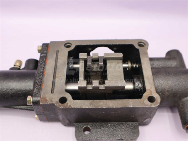 Механизм переключения КПП SINOTRUK HW18709 в сборе двойной