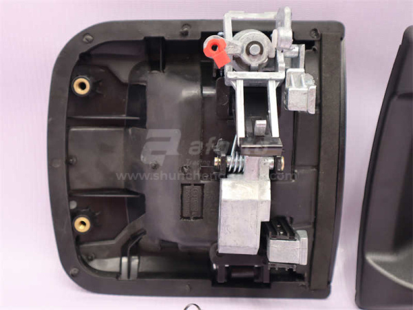 Ручка двери кабины наружная SHAANXI M3000 правая (оригинал)