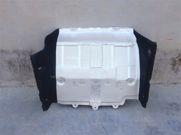 Термоизоляция кожуха двигателя HOWO TX задняя (оригинал)