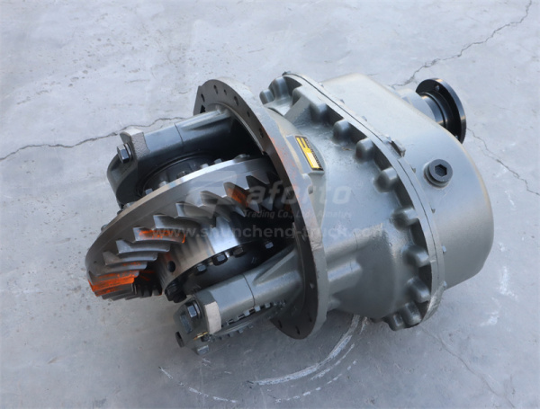 Редуктор моста в сборе среднего HOWO 70T AC26 10.47