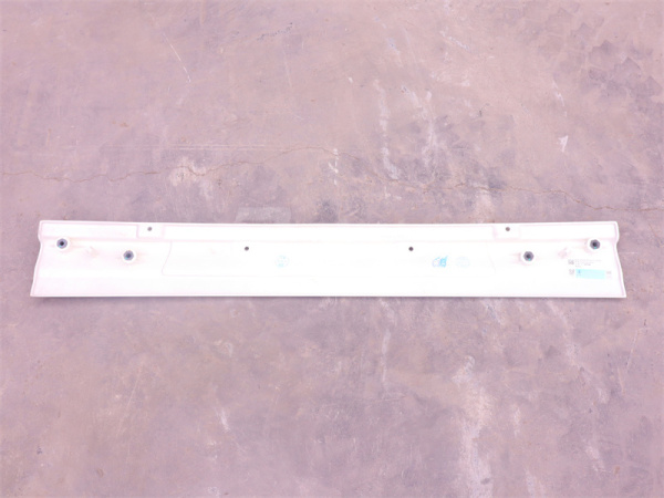 Молдинг бампера SHAANXI X6000 нижняя средний (оригинал)